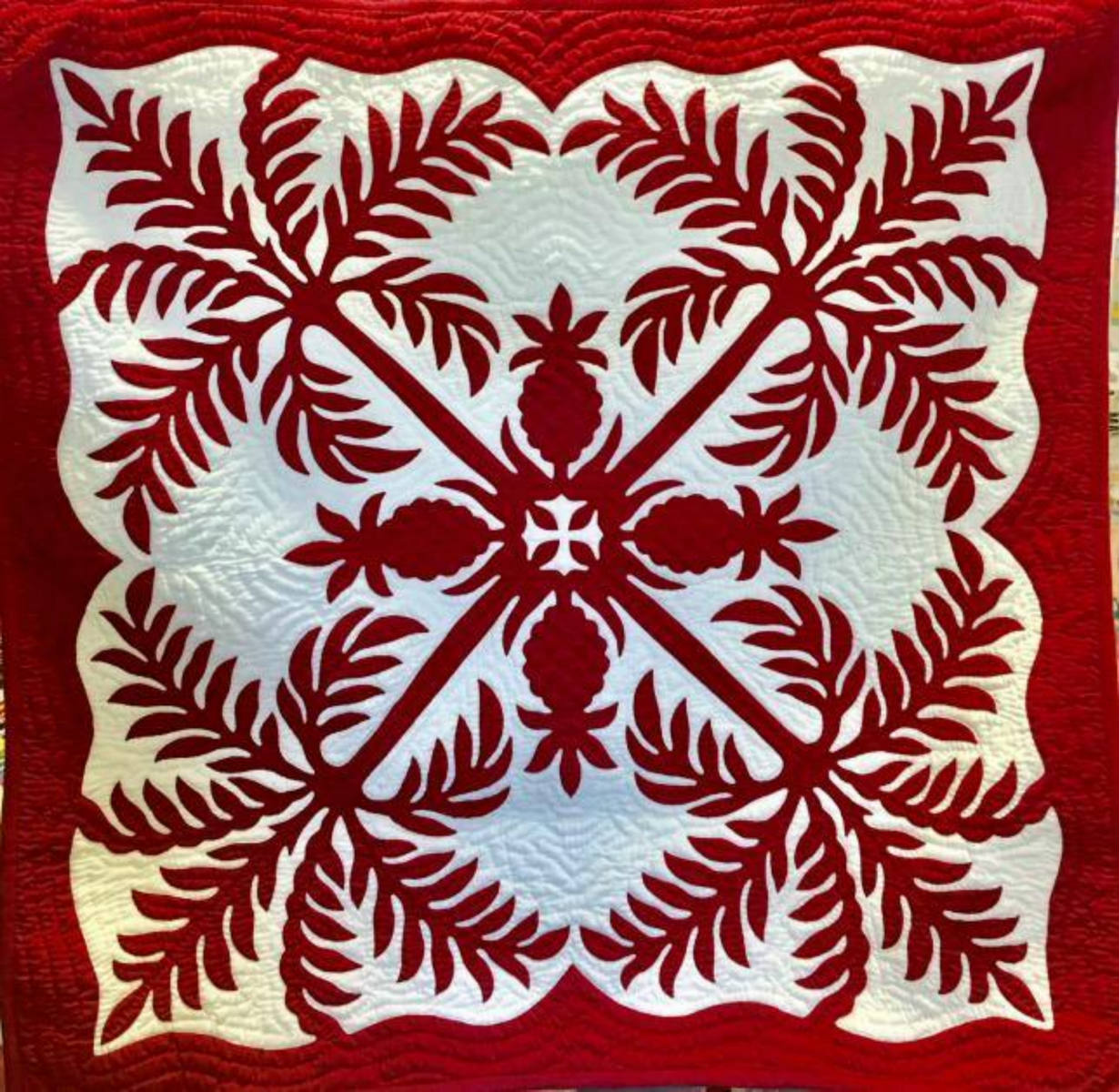 Solve The history of Hawaii Quilts jigsaw puzzle online with 420 pieces