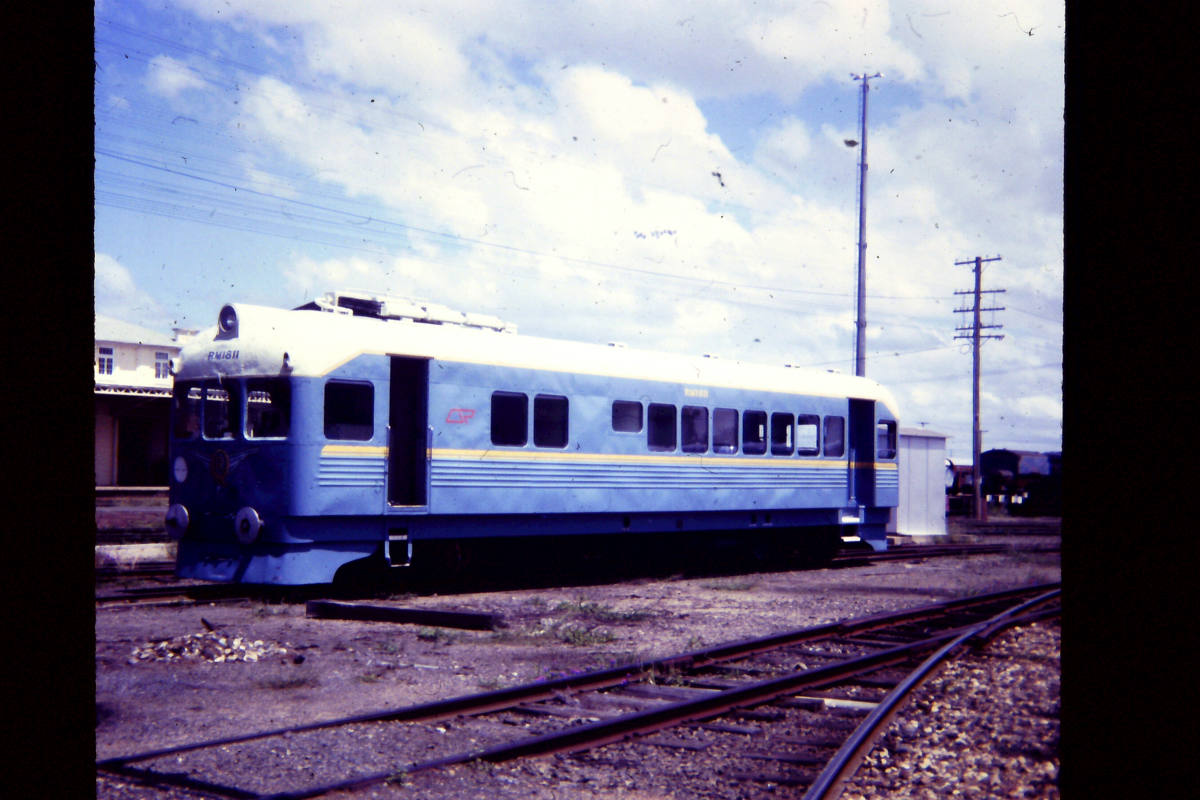 Solve ==THEME== ALL THINGS BLUE == BLUE 1800 CLASS RAIL MOTOR. IN