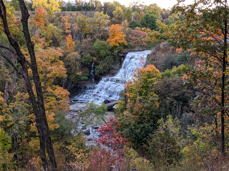 Solve Albion Falls, Hamilton, Ontario, Canada jigsaw puzzle online with 130 pieces