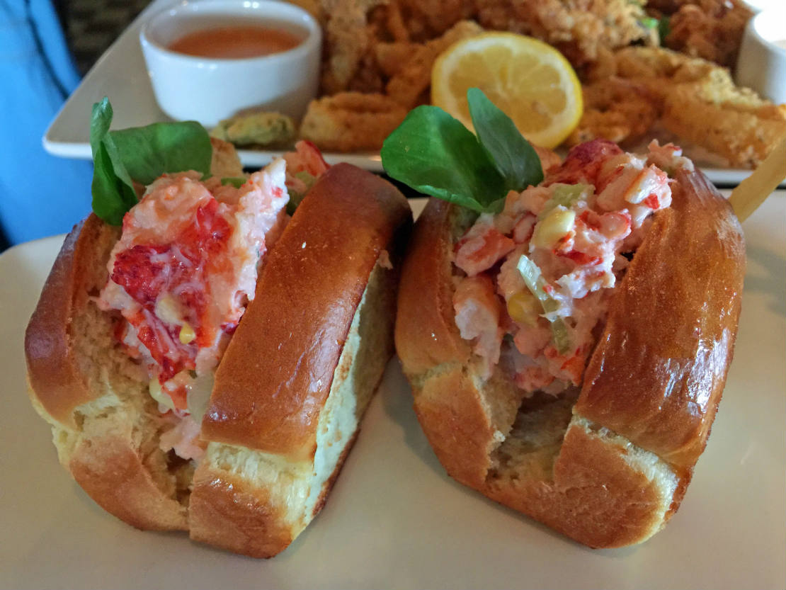 Solve Bristol Lobster Rolls jigsaw puzzle online with 35 pieces