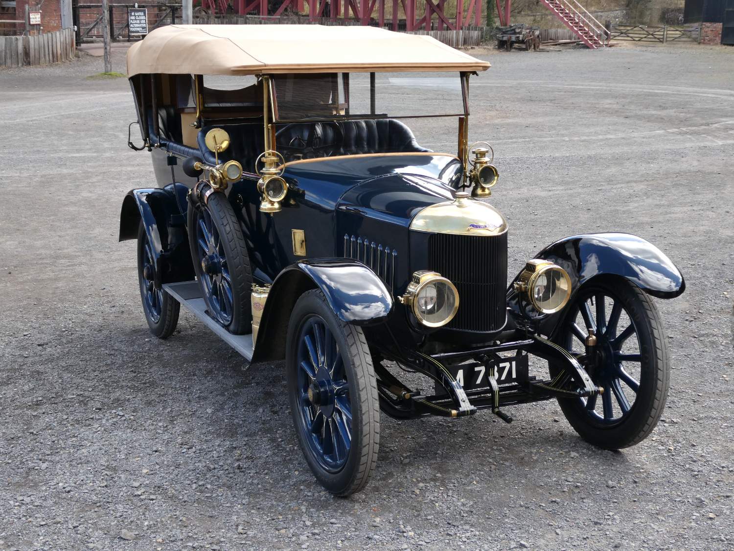 Jigsaw Puzzle 1913 Newton Tourer 108 pieces Jigidi