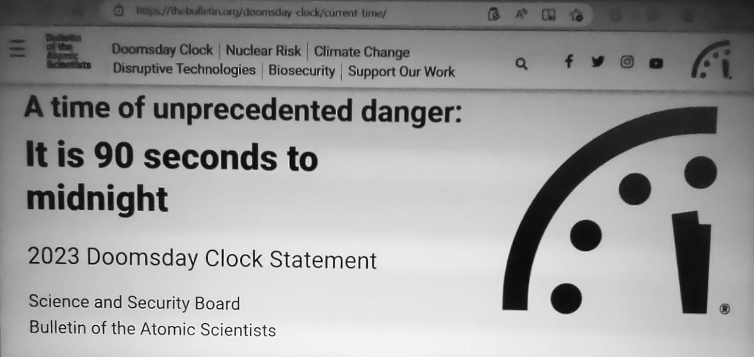 Solve Current Time Doomsday Clock jigsaw puzzle online with 72 pieces