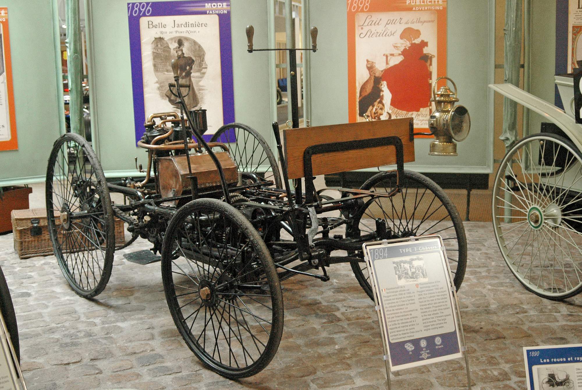 Solve 1894 Peugeot type 7 chassis jigsaw puzzle online with 294 pieces