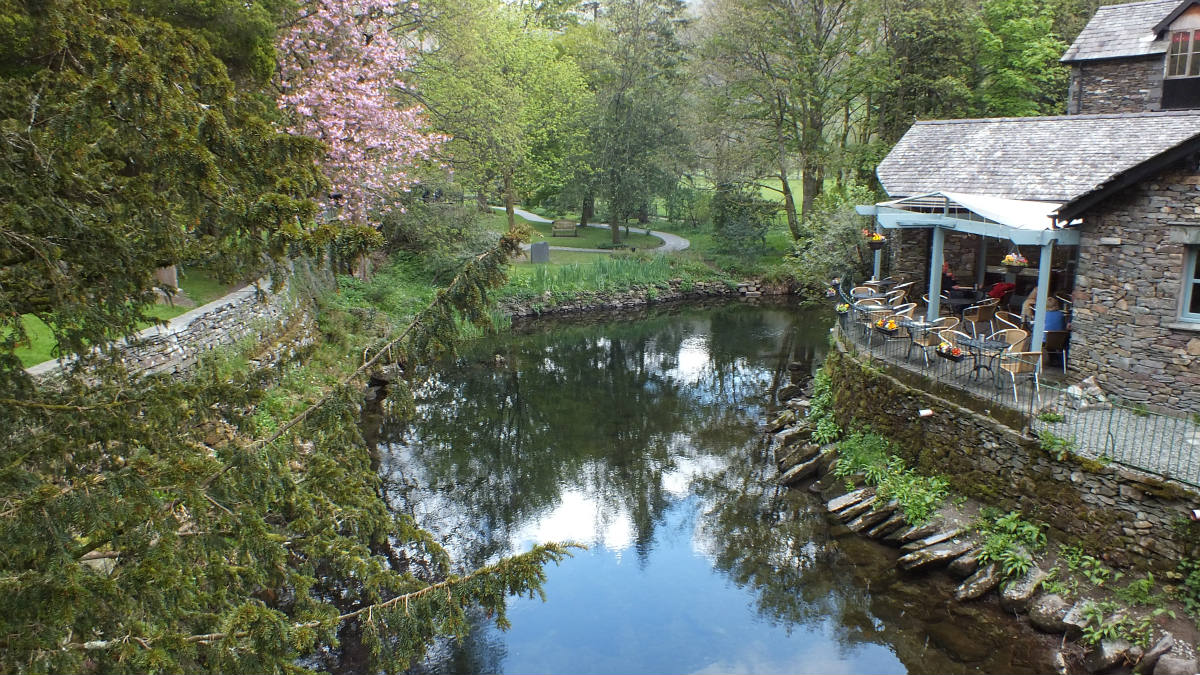 Solve Riverside Cafe at Grasmere Lake District jigsaw puzzle online