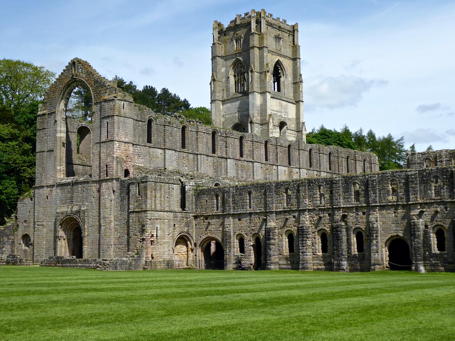 Jigsaw Puzzle Fountains Abbey 99 pieces Jigidi