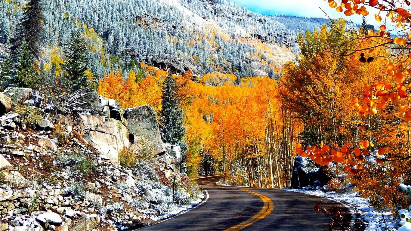 Solve SPLIT THE DIFFERENCE Jigsaw Puzzle Online With 286 Pieces solve-split-the-difference-jigsaw-puzzle-online-with-286-pieces