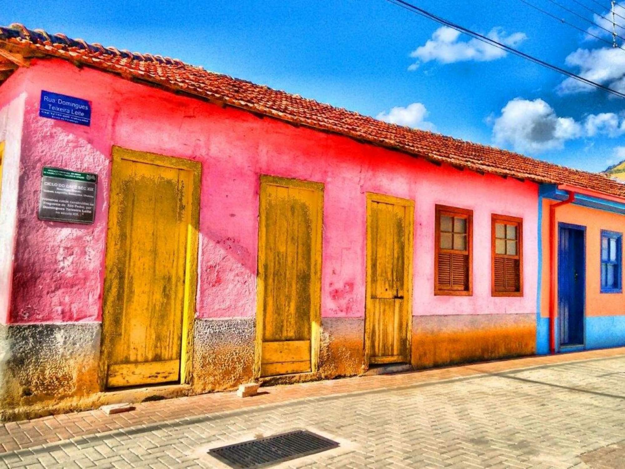 Solve Brasil jigsaw puzzle online with 594 pieces