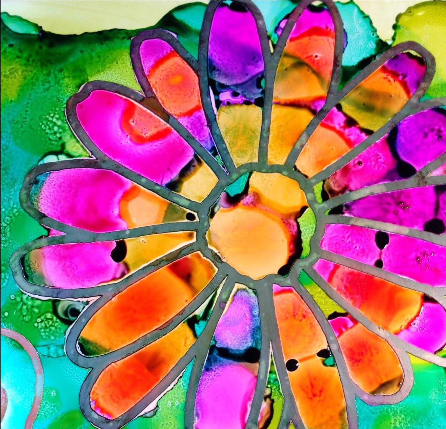 Solve Alcohol Ink in Stained Glass Style jigsaw puzzle online with 342