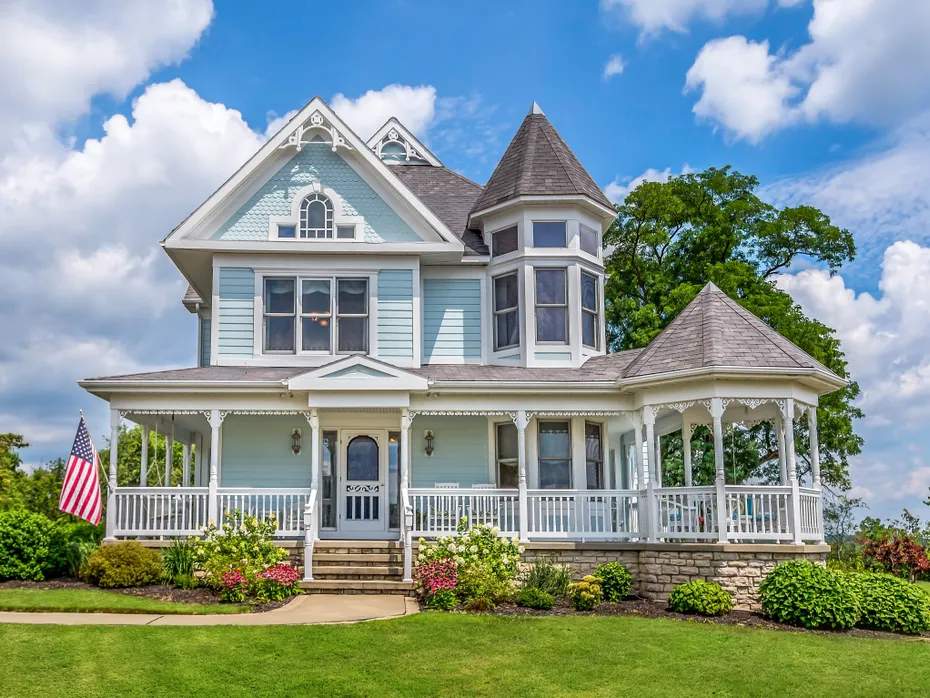 Solve Prosperity, PA jigsaw puzzle online with 165 pieces