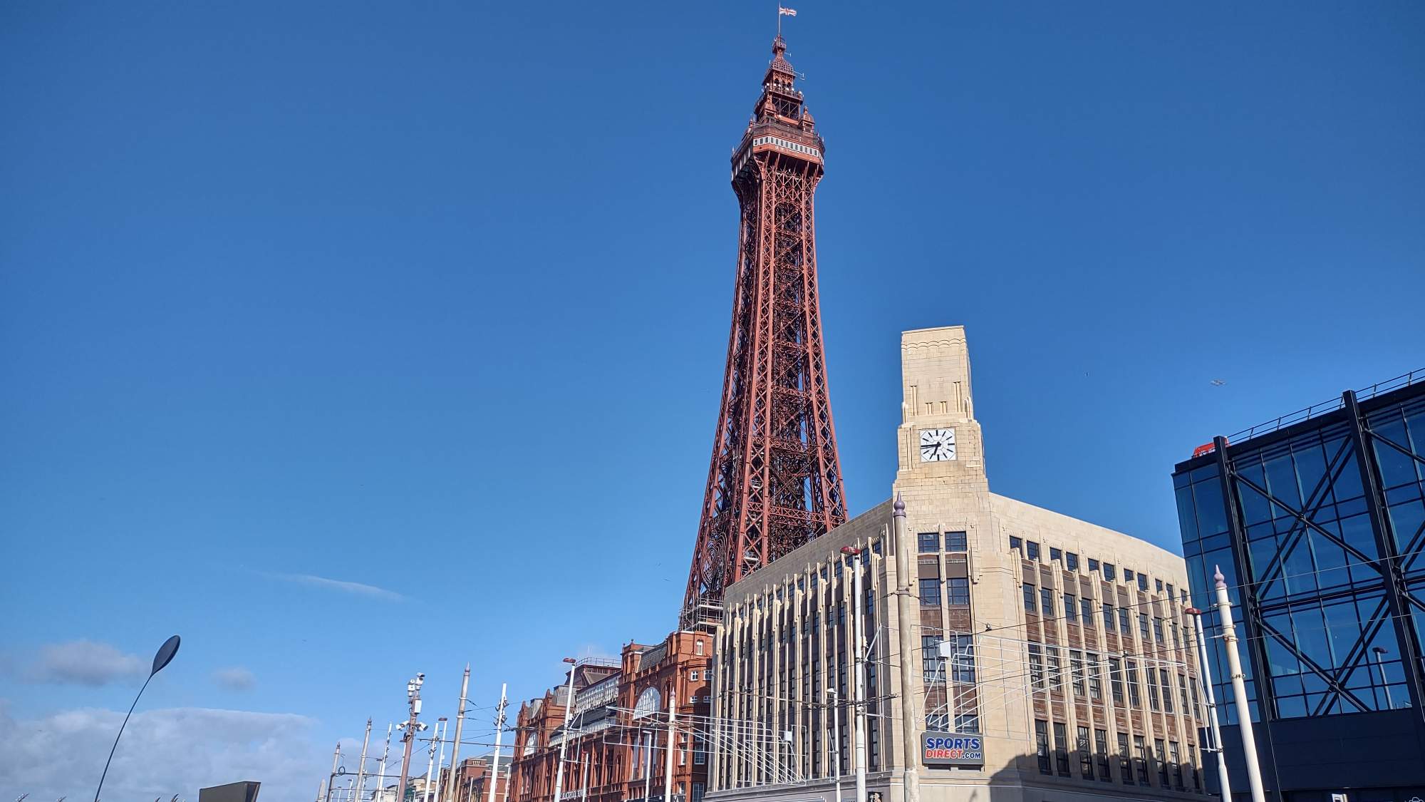 Solve Blackpool Tower 2022 jigsaw puzzle online with 170 pieces