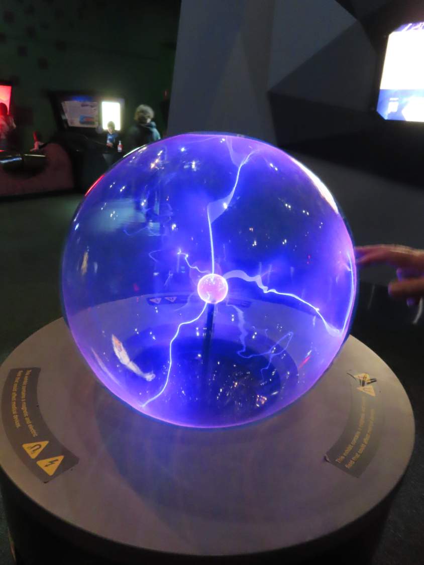 Solve Lightning exhibit at Questacon, Canberra jigsaw puzzle online