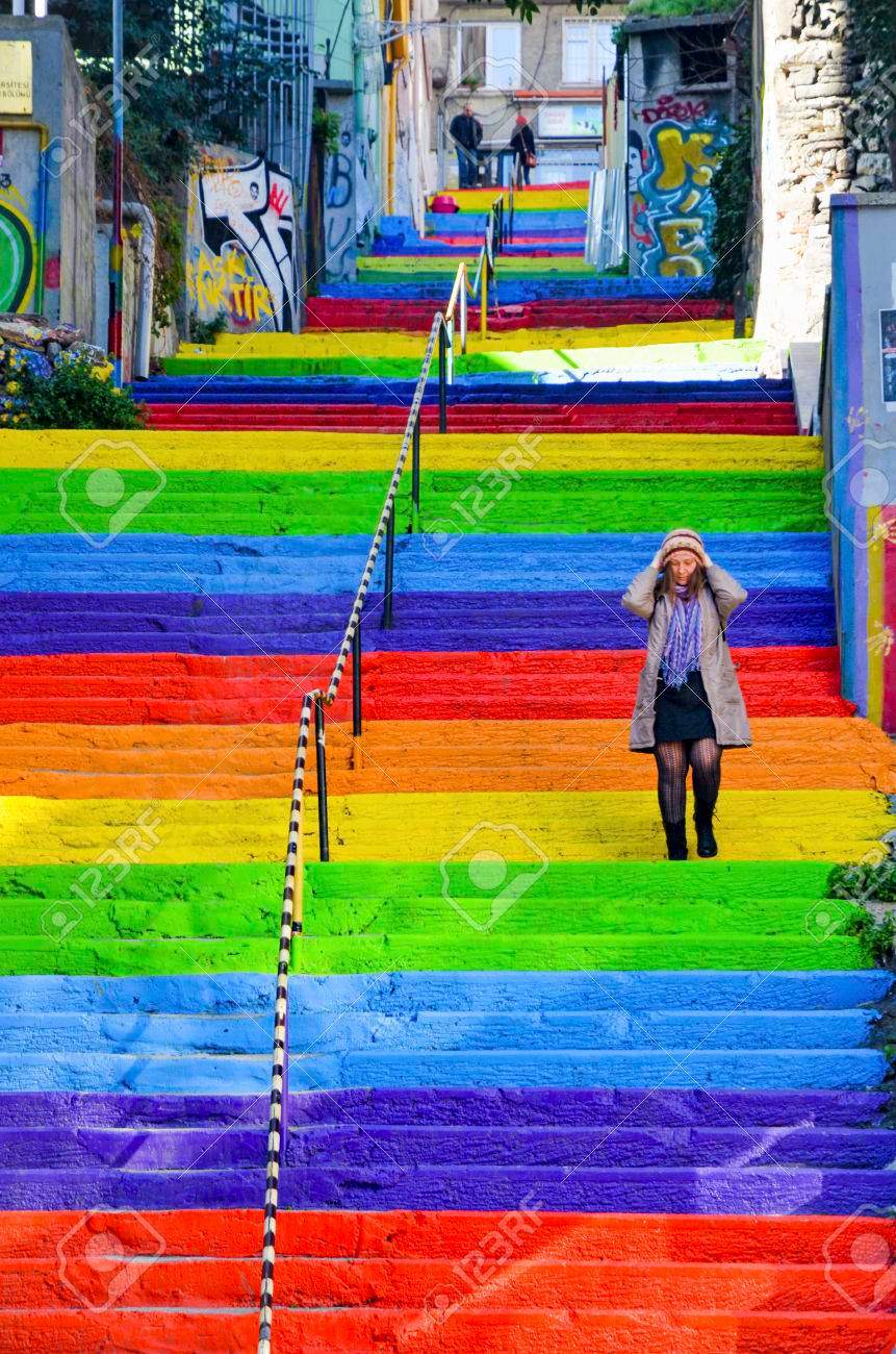 Solve Rainbow Steps Jigsaw Puzzle Online With 150 Pieces
