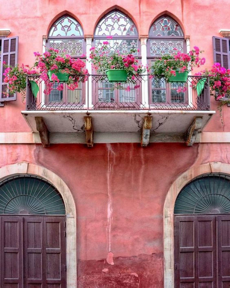 Solve Beirut, Lebanon jigsaw puzzle online with 80 pieces