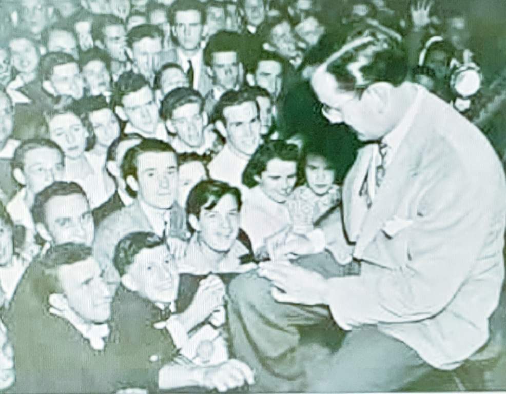 Jigsaw Puzzle THE WHITE CLIFFS OF DOVER 1941 30 pieces Jigidi