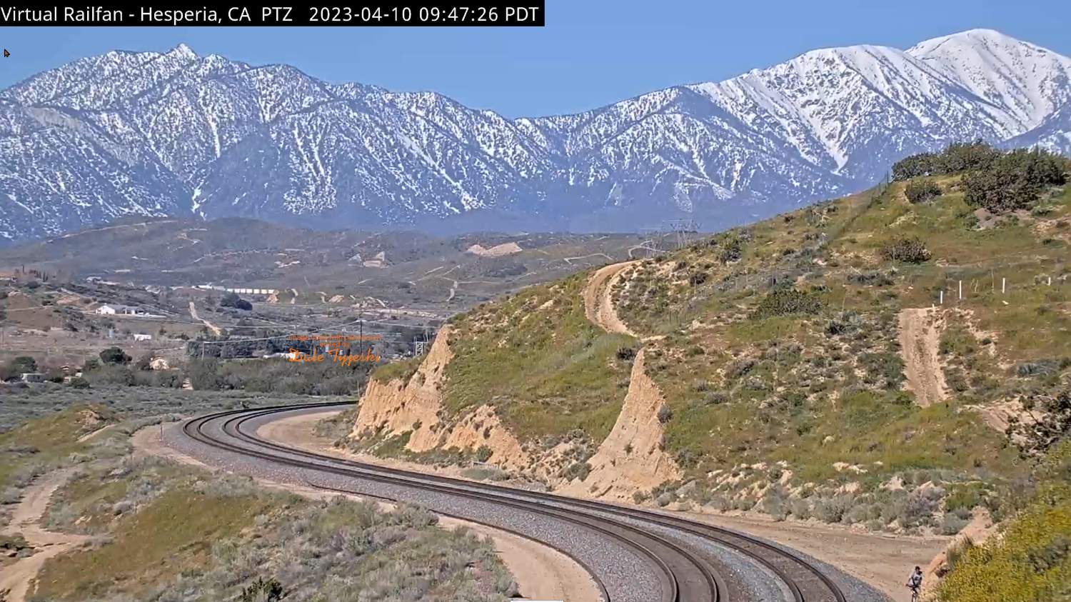 Solve Scenic Hesperia (Cajon Pass), CA/USA jigsaw puzzle online with 45