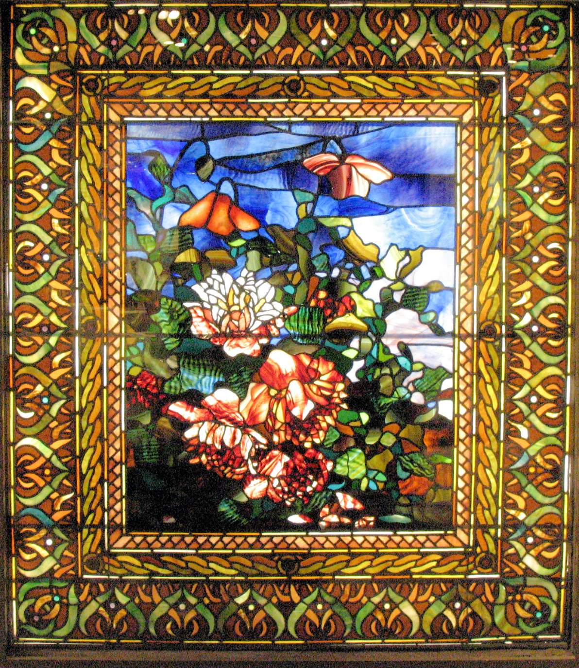 Solve tiffany windowCorning Museum of Glass NY jigsaw puzzle online