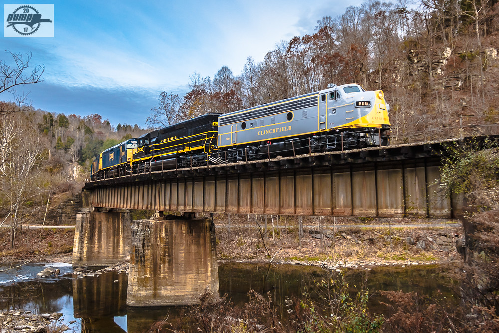 Solve Southbound CSX Passenger Train at Haysi, VA jigsaw puzzle online ...