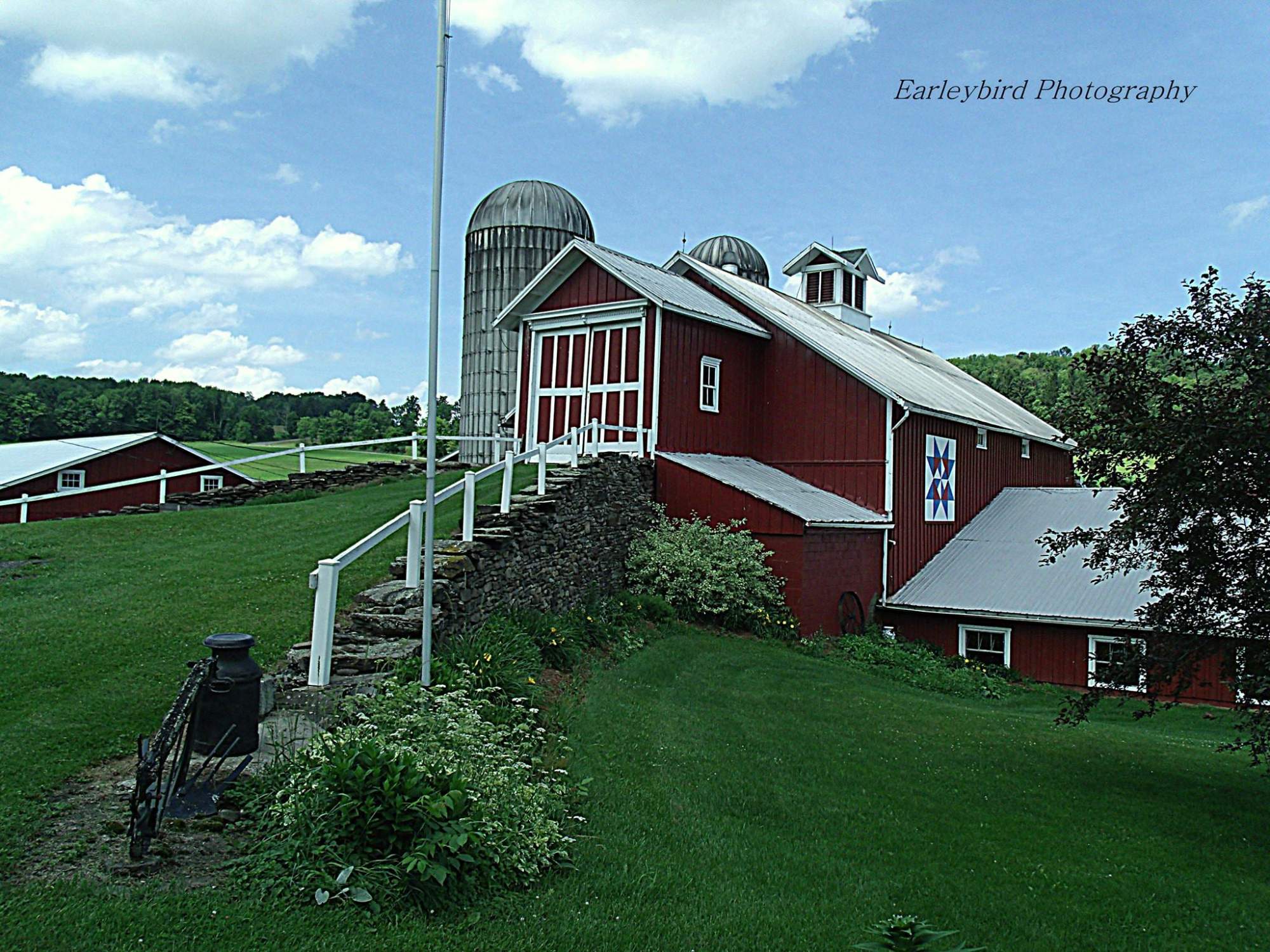 Solve Leraysville PA Facebook/Barns jigsaw puzzle online with 192 pieces