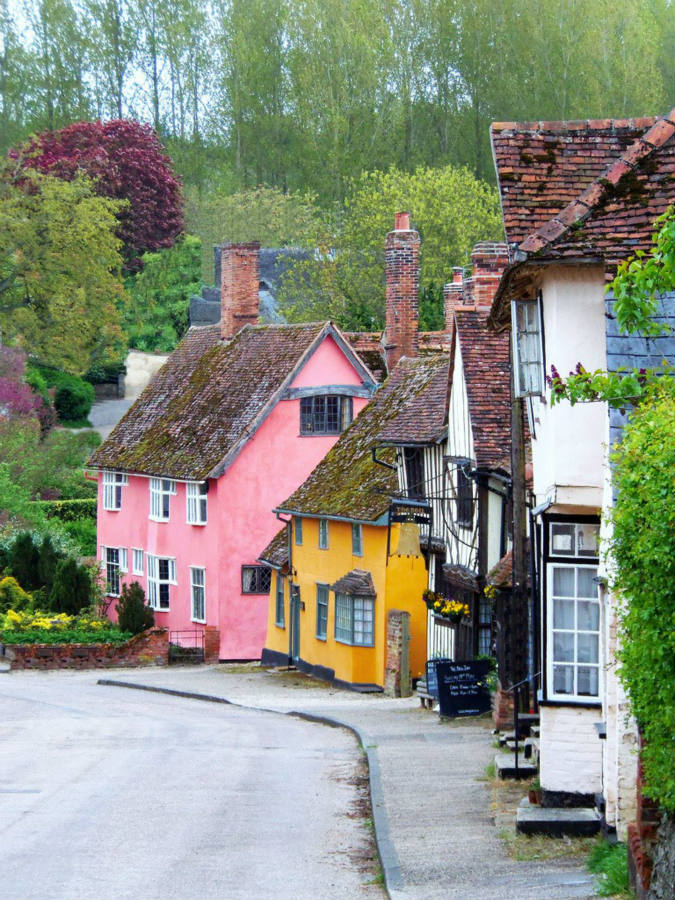 Solve Colorful Houses Suffolk, England..... jigsaw puzzle online