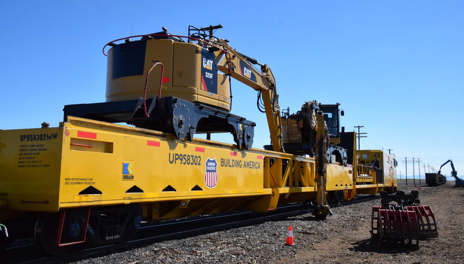 Solve Equipment and activity at Hazen, Nv. jigsaw puzzle online with