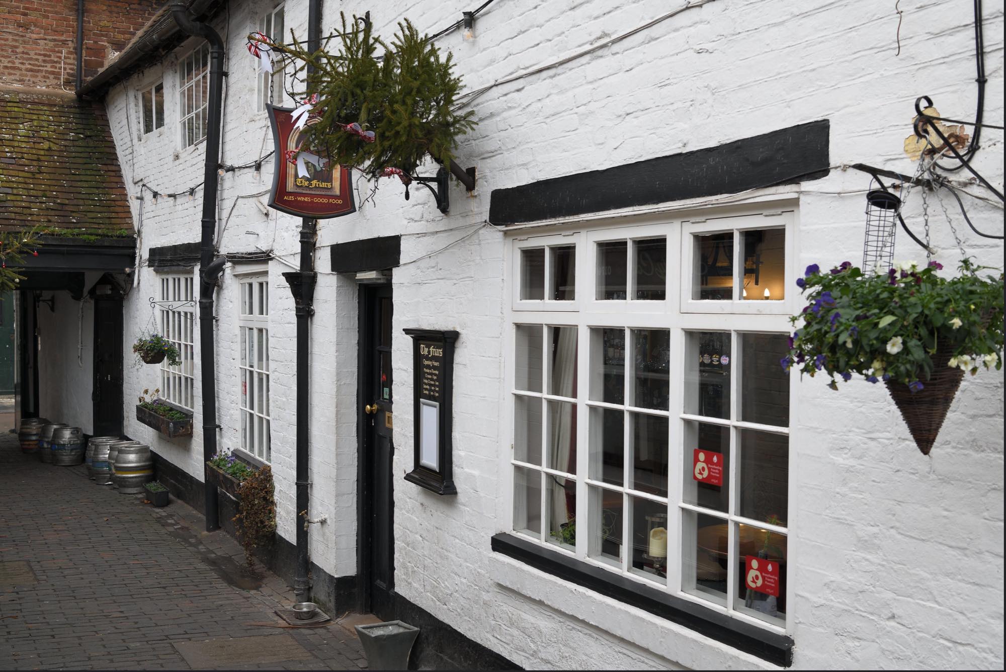 Solve The Friars Inn. Bridgnorth. Shropshire. UK. jigsaw puzzle online