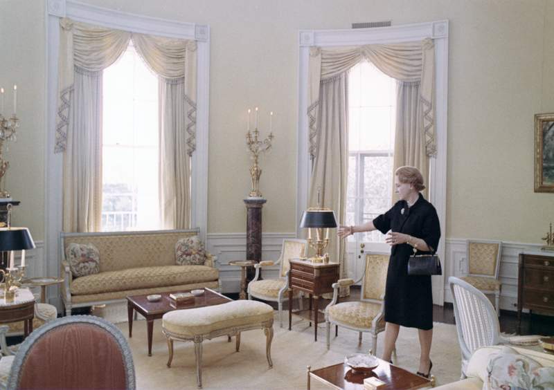 Solve Margaret Truman in Yellow Oval Room of the White House jigsaw ...