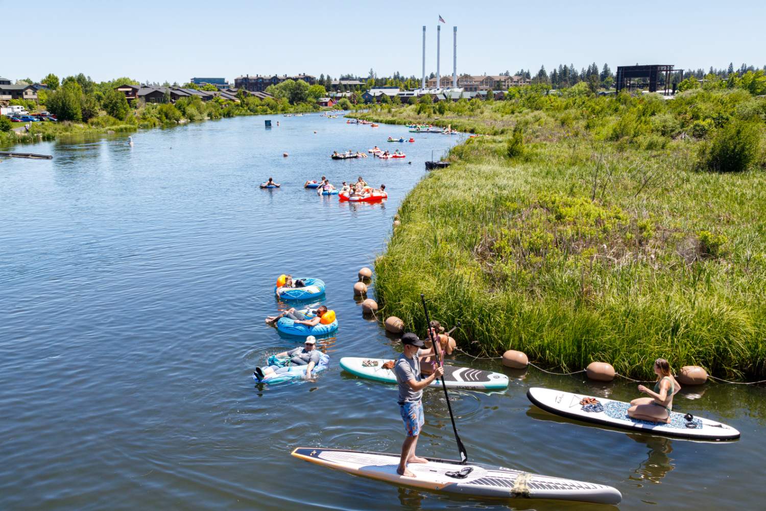 Solve FLOATING THROUGH BEND jigsaw puzzle online with 96 pieces