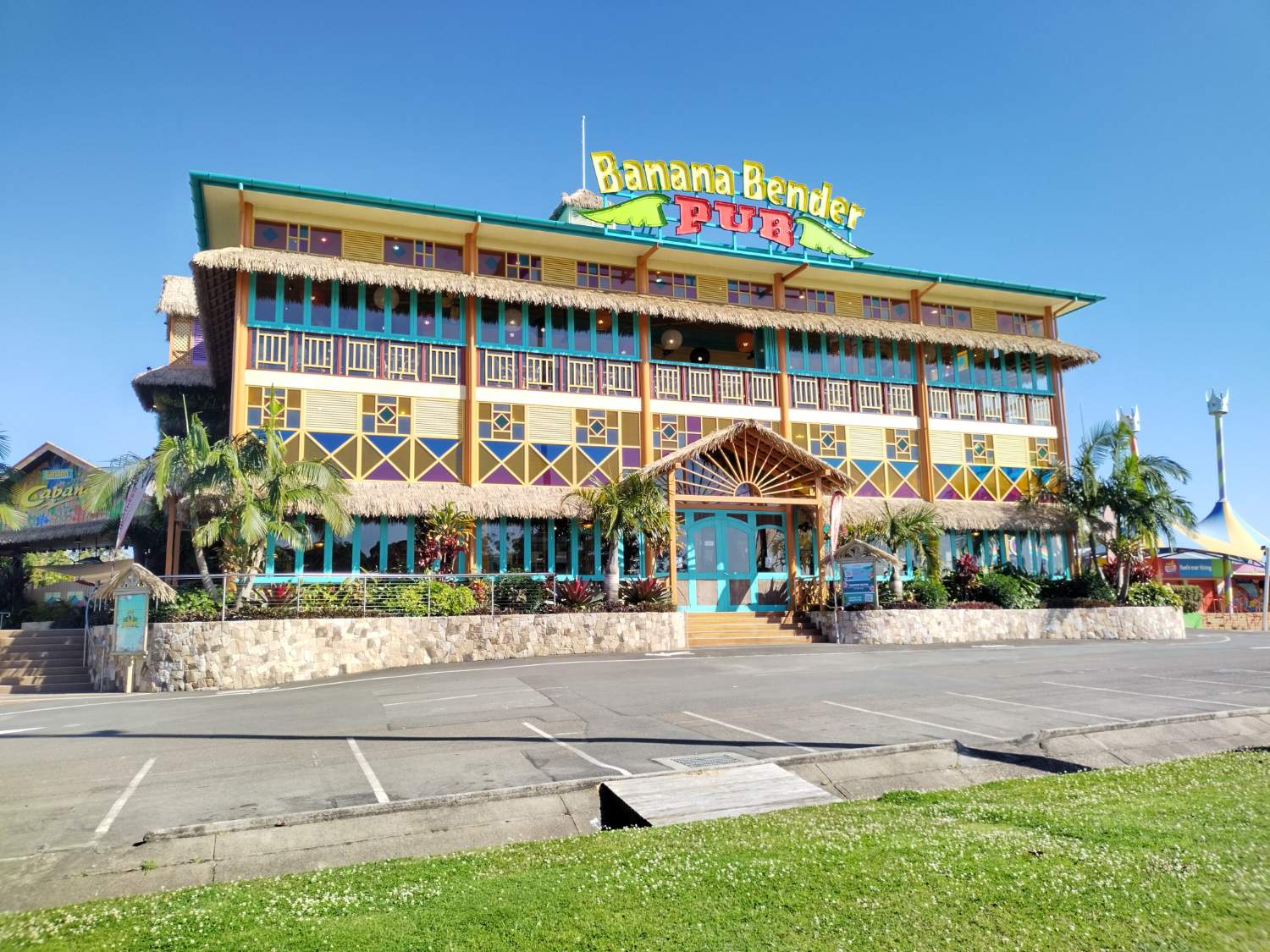 Solve Banana Bender jigsaw puzzle online with 63 pieces