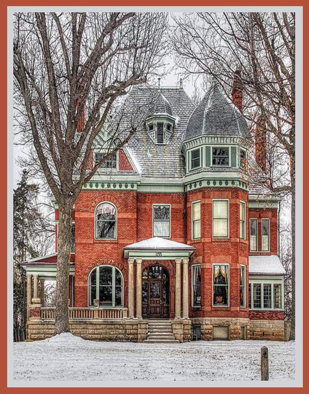 Solve Mansion In Carthage, Missouri jigsaw puzzle online with 80 pieces