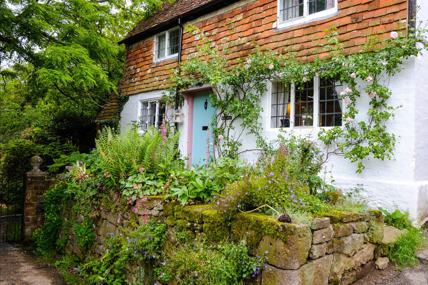 Solve Westerham. Kent. jigsaw puzzle online with 96 pieces