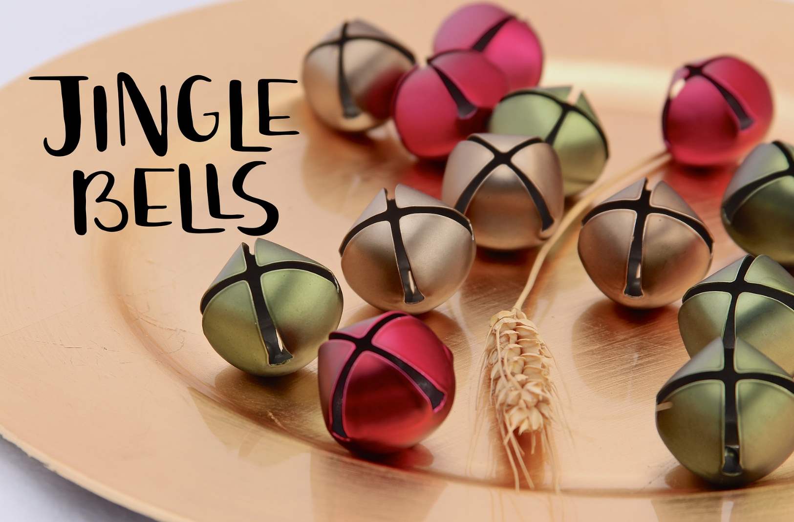 Solve jinglebells jigsaw puzzle online with 117 pieces