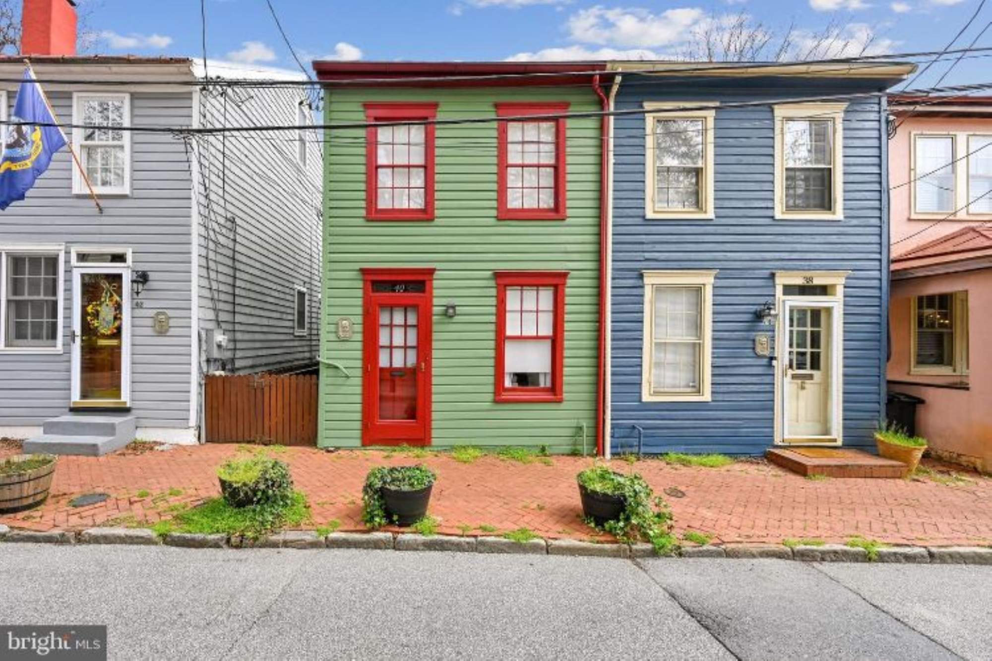 Solve Fleet StreetAnnapolis jigsaw puzzle online with 330 pieces