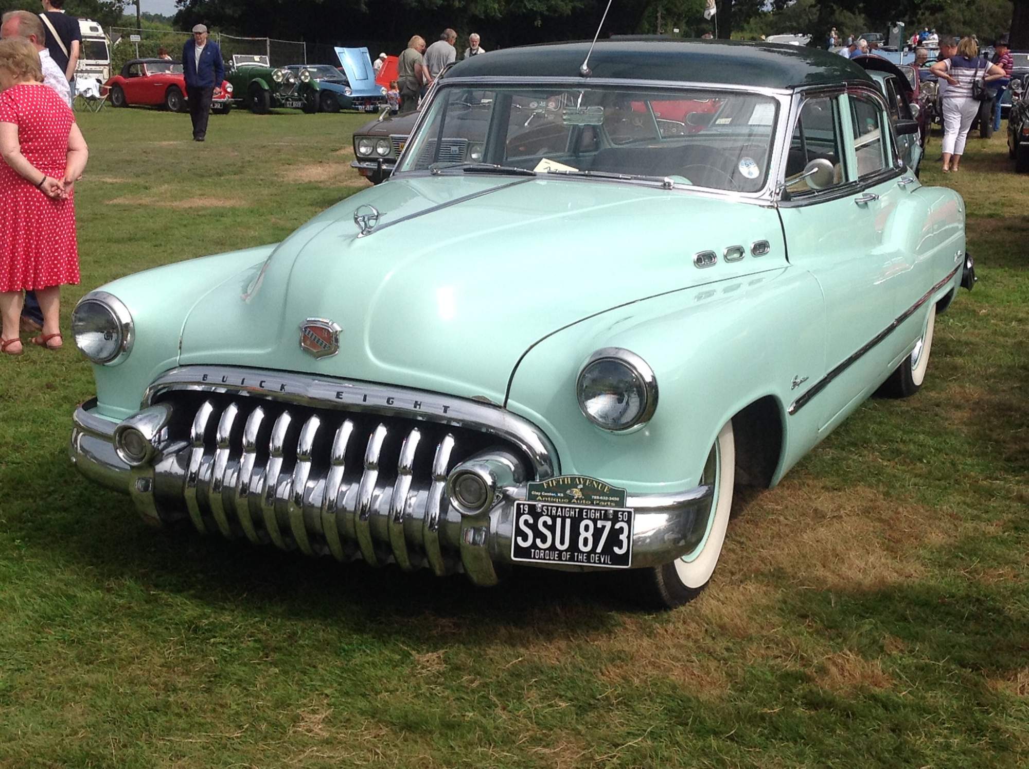 Solve Buick "Eight" Series 50 Super sedan 1950 jigsaw puzzle online