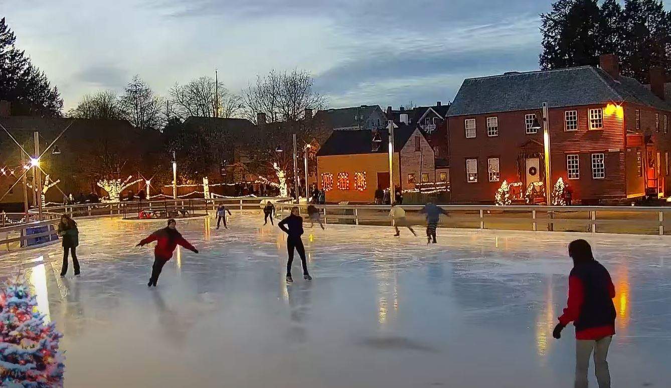 Solve Labrie Family Skate on Puddle Dock Pond, Strawbery Banke Museum