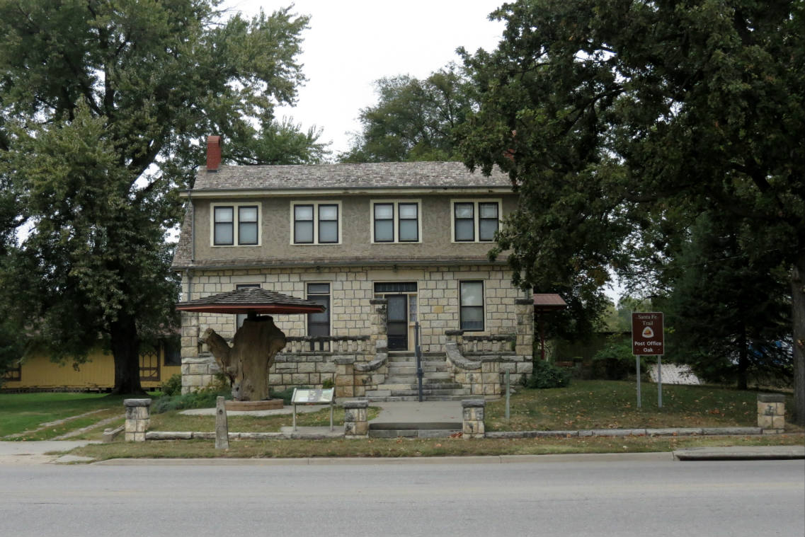 Solve Post Office Oak MuseumCouncil Grove, Kansas jigsaw puzzle
