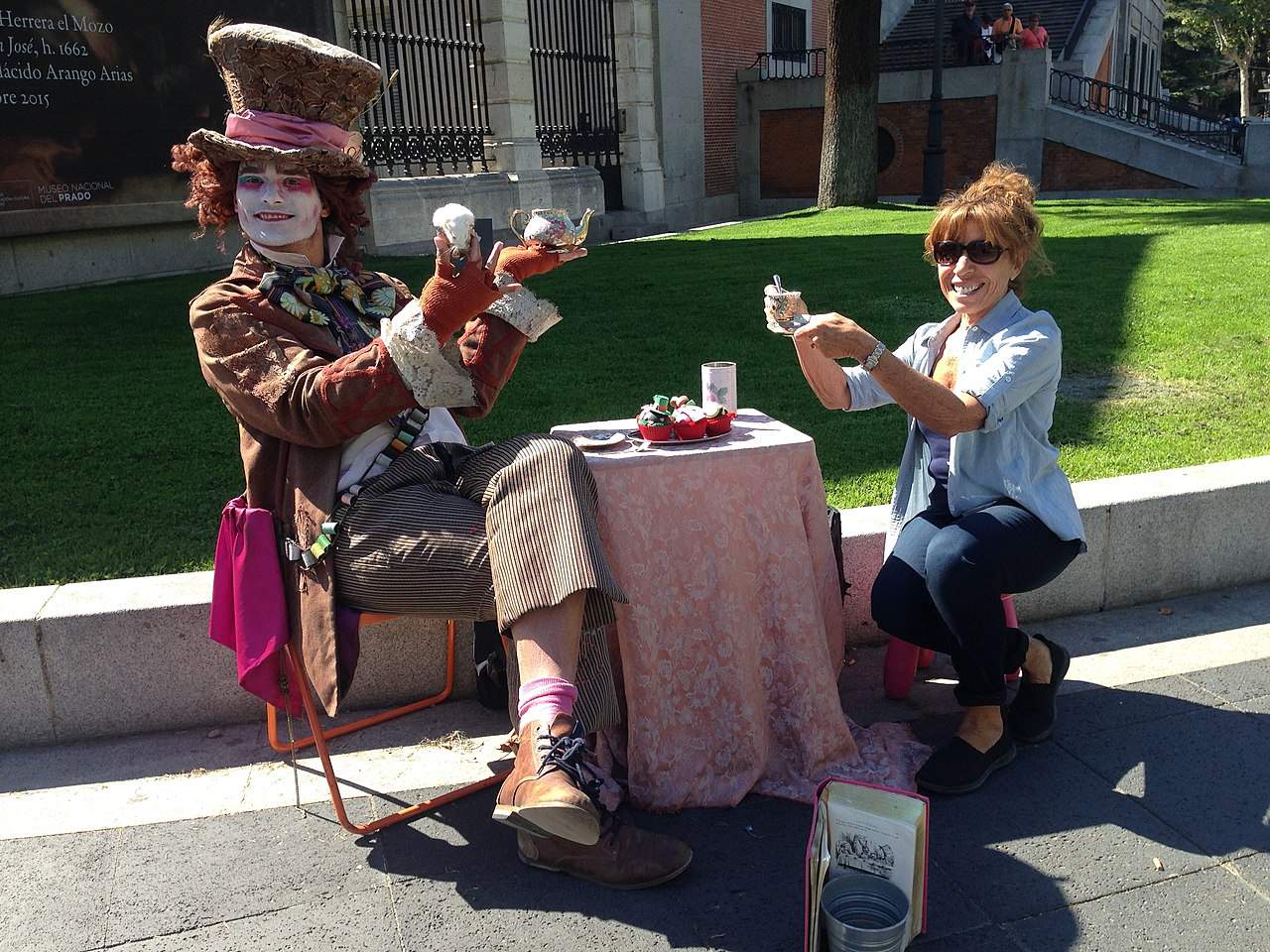 Solve 1280pxMad_Hatter outside the Prado in Madrid, Spain jigsaw