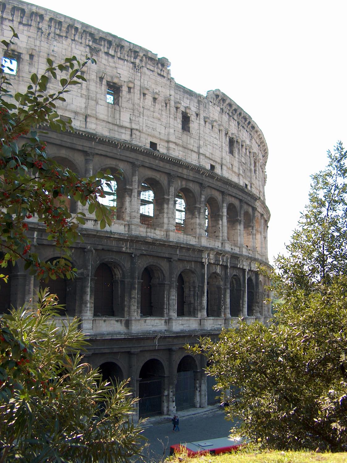 Solve The Colosseum jigsaw puzzle online with 500 pieces
