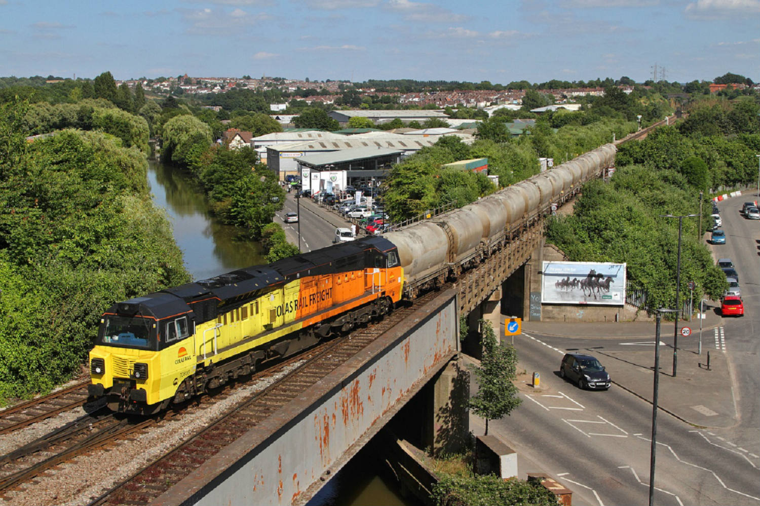 Solve 70806 at North Somerset Junction. jigsaw puzzle online with 150