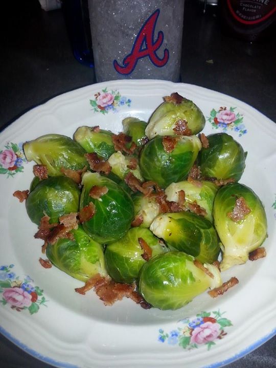 Solve Brussel sprouts with bacon. jigsaw puzzle online with 20 pieces