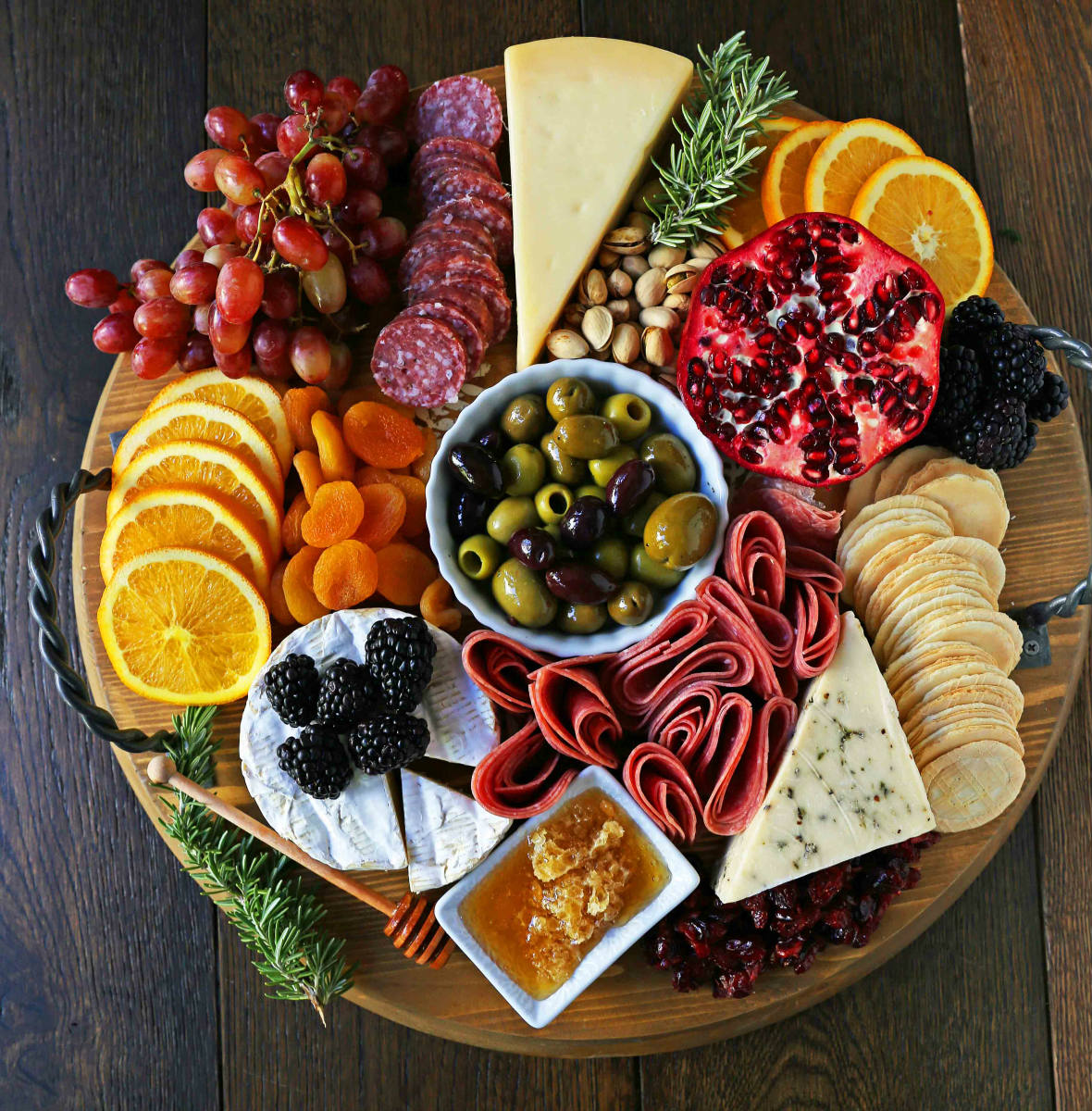 Solve Charcuterie Board (Meat and Cheese Platter) jigsaw puzzle online