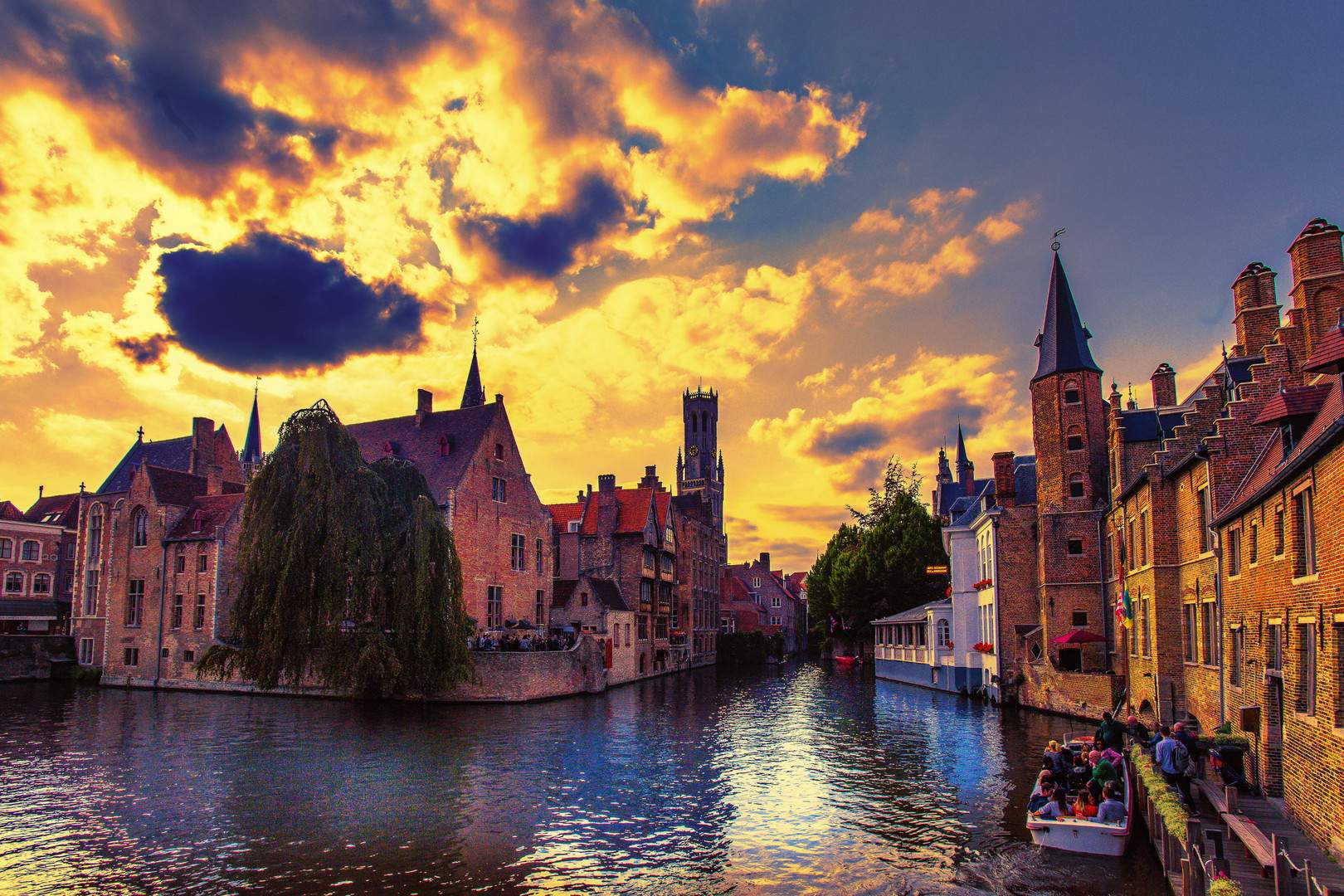 Solve foto jigidi jigsaw puzzle online with 198 pieces