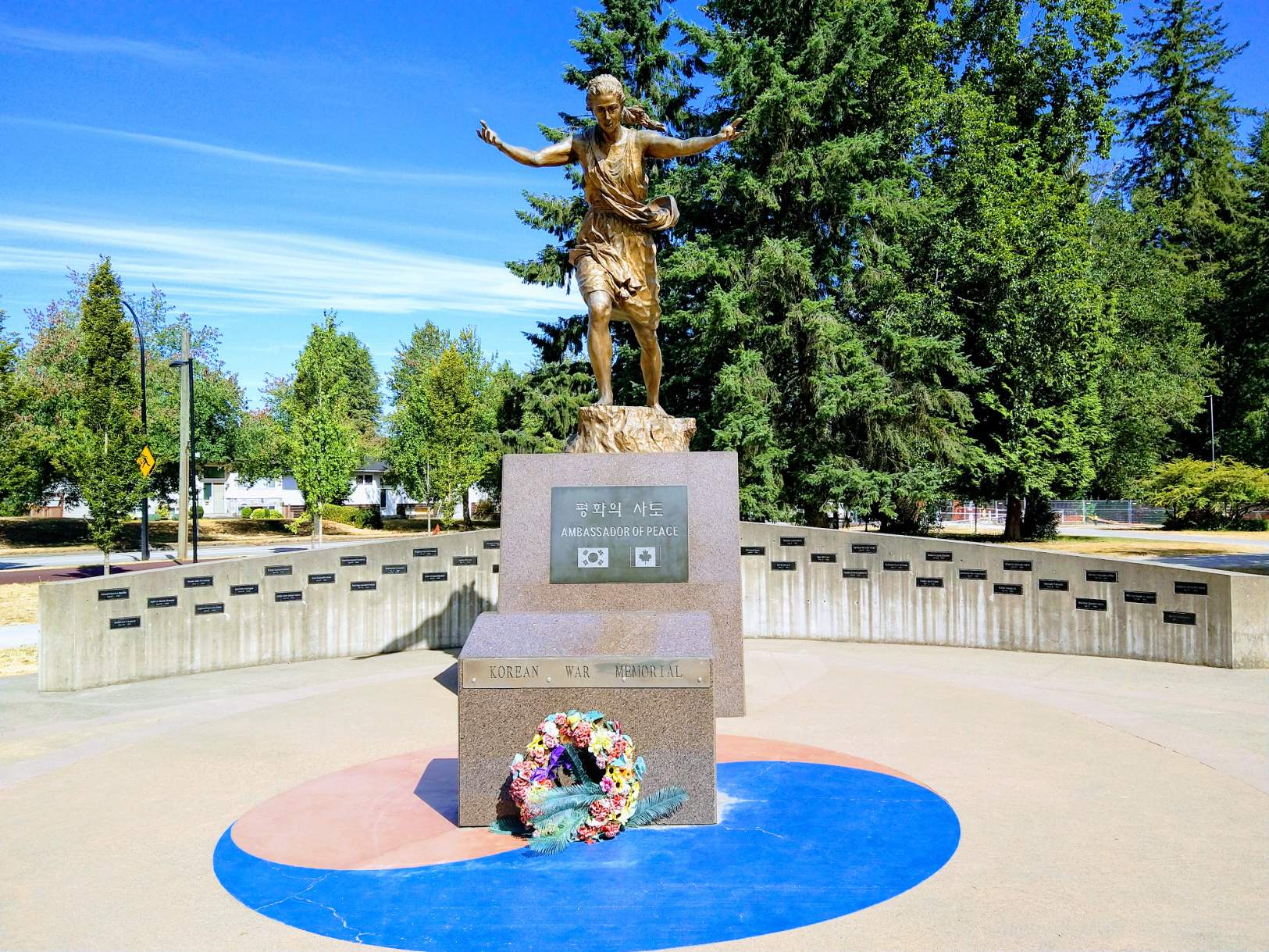 Solve Statue in Burnaby Park jigsaw puzzle online with 130 pieces