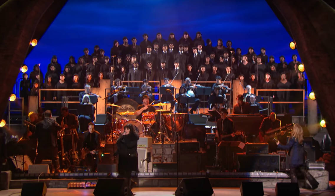 Solve Ann And Nancy Wilson Stairway To Heaven Jigsaw Puzzle Online solve-ann-and-nancy-wilson-stairway-to-heaven-jigsaw-puzzle-online