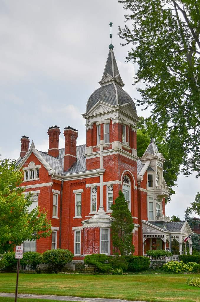 Solve William L. Carlin House Finlay, OH jigsaw puzzle online with 96