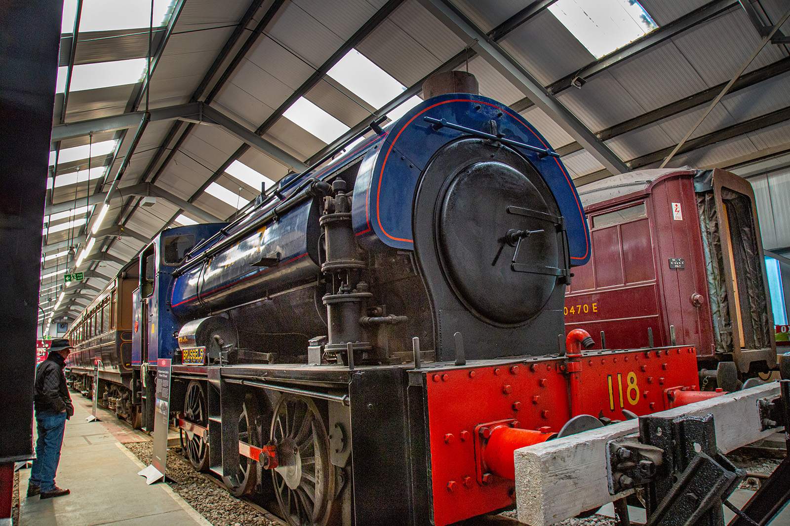 Solve 118 at Keighley jigsaw puzzle online with 117 pieces