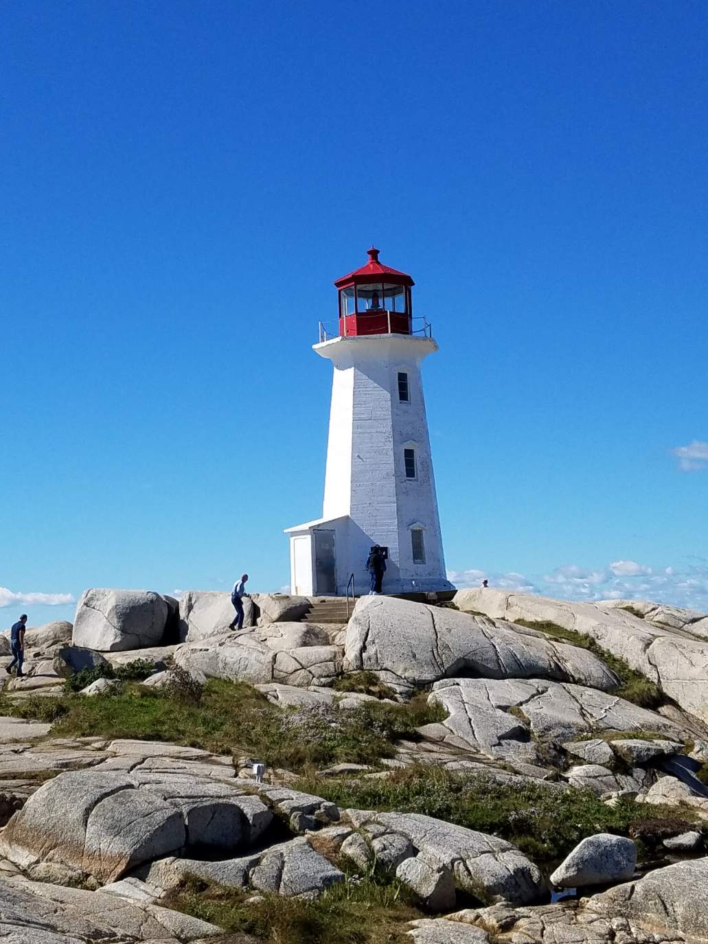 Solve Peggy's Cove, NS jigsaw puzzle online with 99 pieces